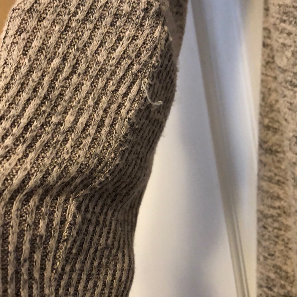 Cardigan - Picture 2 of 2